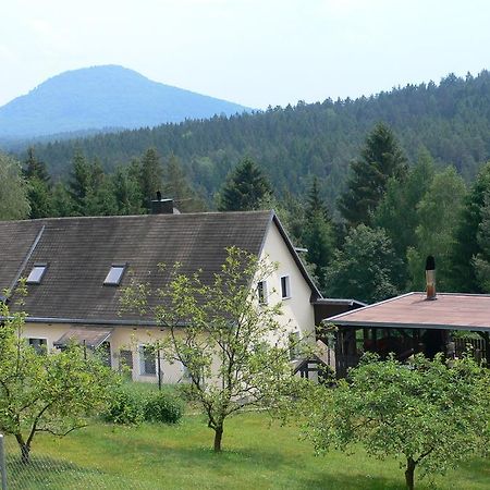 Trixi'S Guesthouse Hrensko Room photo