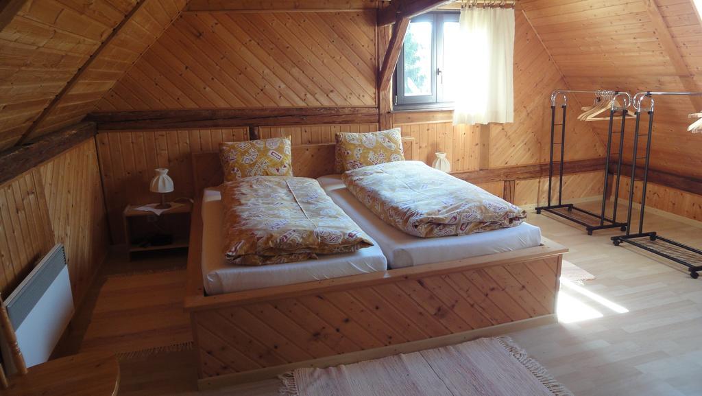 Trixi'S Guesthouse Hrensko Room photo